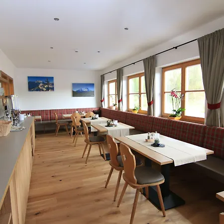 Alpinhotel Berchtesgaden-3